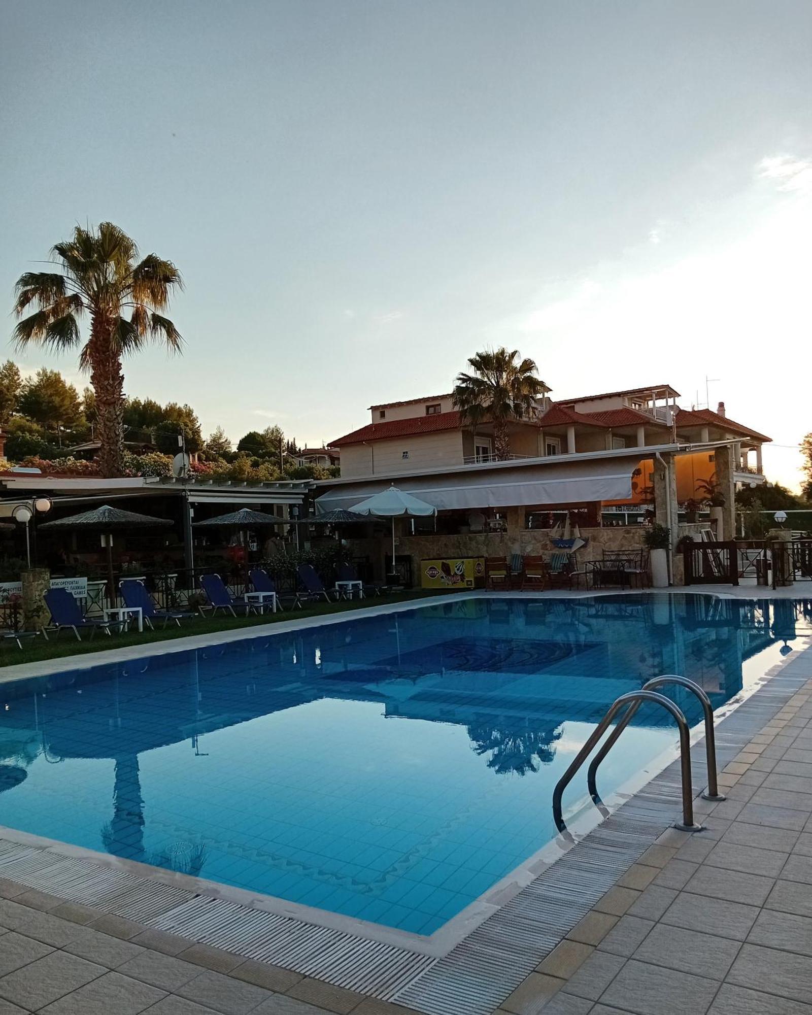 Golden Residence Family Resort بيفكوهوري المظهر الخارجي الصورة